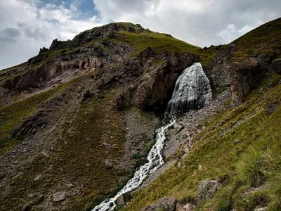 Косички водопада: загрузка в формате JPG