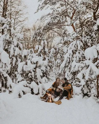 Фотография костра зимой: Игра огня в холодной природе