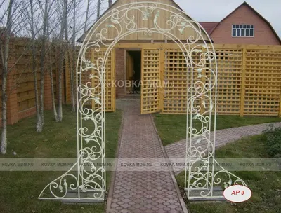Уникальная кованая арка для роз: изображение в jpg