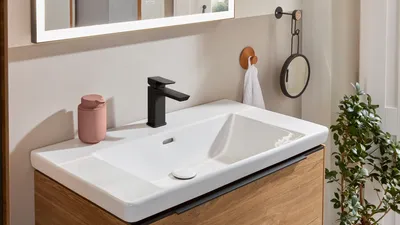 Фото крана в ванной: воплощение современного дизайна