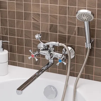 Кран в ванной: современный дизайн и высокая функциональность