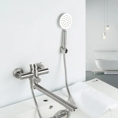 Кран в ванной: фотографии в формате jpg