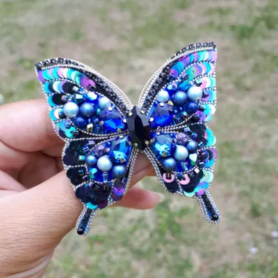 Крапивница бабочка - фото в формате JPG
