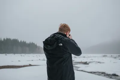 Красивые кавказские мужчины на фото с возможностью добавления водяных знаков