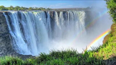 Фото красивого водопада мира в формате JPG в высоком разрешении для скачивания