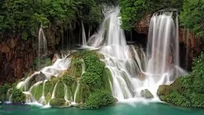 Прекрасная фотка водопада в формате PNG для сохранения и просмотра в любое время