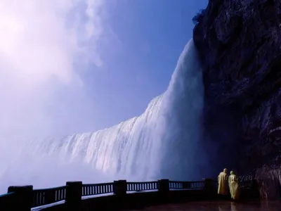 Захватывающее изображение водопада в формате WebP для полного восприятия его красоты