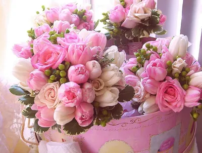 Ошеломляющая фотка букета роз с днем рождения на фотографии