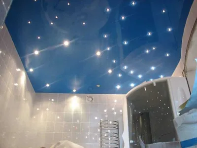 Интересные идеи для потолка в ванной комнате: сделайте ее особенной