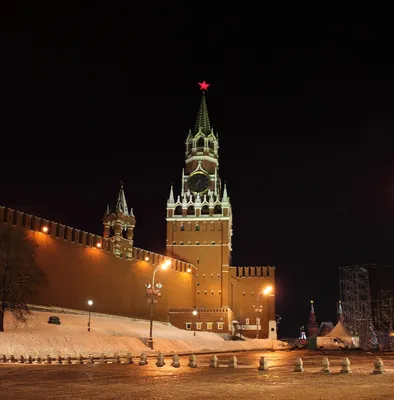 Ледяное великолепие Красной площади: Зимние воспоминания