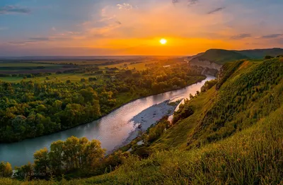 Удивительные фото Краснодар реки Кубань: выберите формат для скачивания