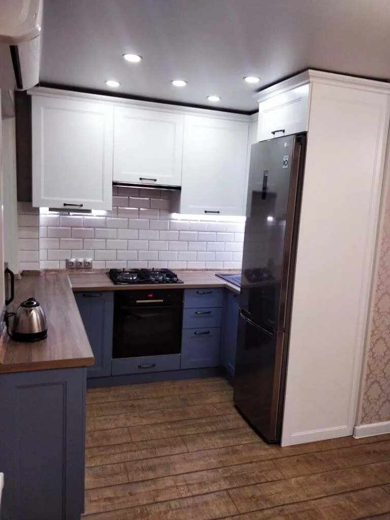 Дизайн кухни 6 кв. м.: фото хрущевки с холодильником, как расставить мебель