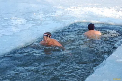 Уютное купание в зимних образах: выберите размер и формат для скачивания