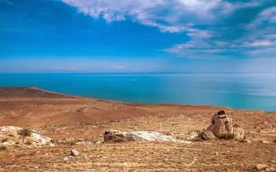 Фотография живописного морского залива на курорте Каспийского моря