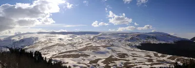 Лаго Наки Зимой: Изысканные Зимние Пейзажи в Фотографиях