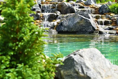 Мощь природных форм: Удивительные фотографии водопадов и каскадов в ландшафтном дизайне