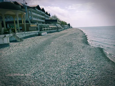 Скачать фото Лазаревского города и пляжа в формате PNG