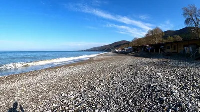 Фото Лазаревского пляжа фламинго с песчаным берегом