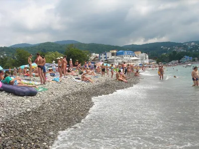Фото Лазаревского центрального пляжа в формате JPG, PNG, WebP