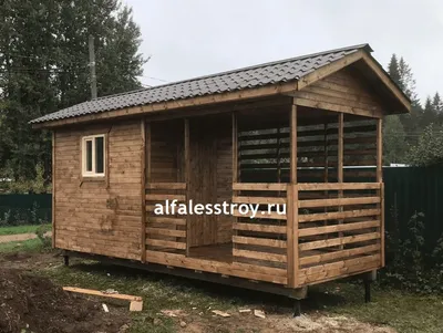 Летняя кухня с террасой, созданная для комфортного отдыха на природе