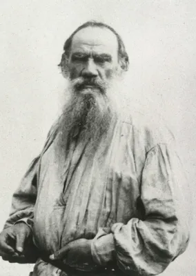 Лев Толстой - фото военных лет