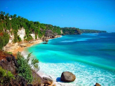 Погрузитесь в атмосферу Бали через фотографии лучших пляжей