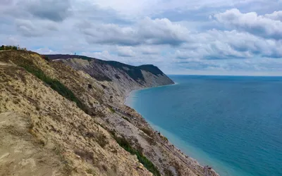 Скалистые вершины Лысой горы анапа: неповторимая атмосфера