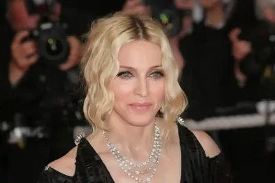 Историческое изображение Мадонны в формате WebP
