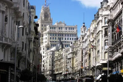 Фотоизысканная столица: Мадрид зимой в различных форматах