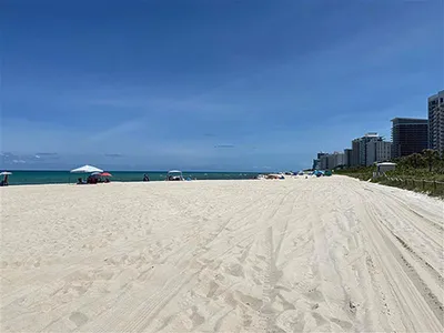 Фотографии Майами пляжа: идеальное место для фотосессии на фоне океана.