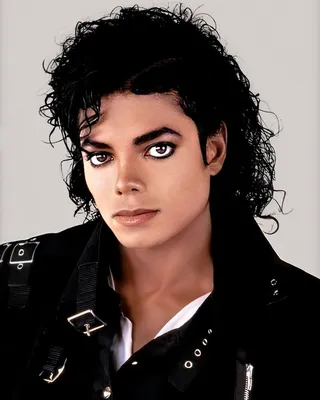 Фотка Майкла Джексона в костюме