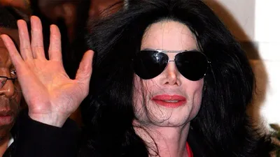 Картинка Майкла Джексона в черно-белом исполнении