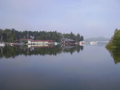 Вода-лед у Махово озеро: природная красота