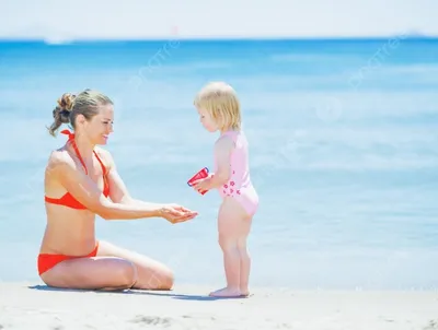Фото мамочек на пляже - скачать бесплатно в хорошем качестве (HD, Full HD, 4K)
