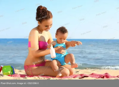 Фото мамы с детьми на пляже: новые изображения в формате WebP