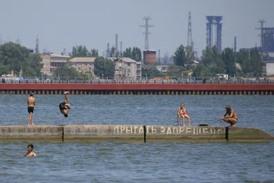 Арт-фото Мариупольского пляжа в хорошем качестве