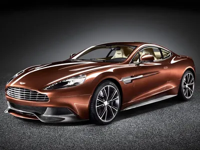 Изображения автомобиля Aston Martin в разных вариациях