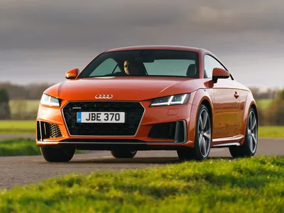 Изображение машины Audi TT с изменяемым размером