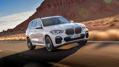 Фотка BMW X5 с видом на захватывающую природу