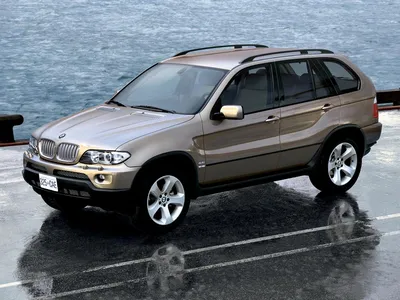 Картинка BMW X5 в стиле спортивного автомобиля