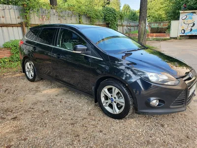 Картинка автомобиля Ford Focus в формате PNG