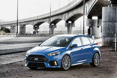 Фотка Ford Focus со спортивным аэродинамическим обвесом