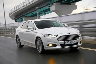 Фото автомобиля Ford Mondeo в оригинальном размере для использования в презентациях