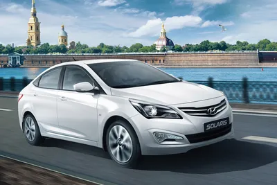 Фотка машины hyundai solaris для автомобильных журналов