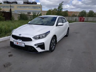 Большая фотография Kia Cerato в формате webp