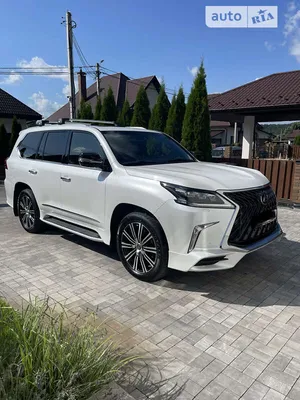 Lexus на фотографии в высоком качестве (jpg)