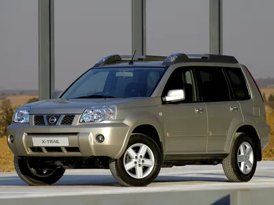 Фотка Nissan X-Trail в jpg для использования в мультимедийных презентациях