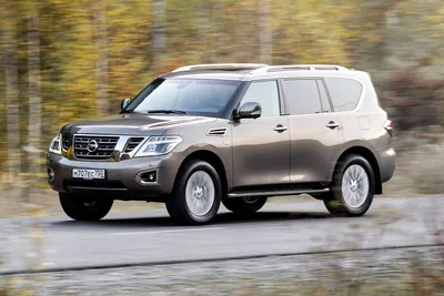 Nissan Patrol: отличные кадры для любителей автомобилей