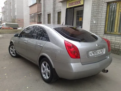 Картинка Nissan Primera в стиле ретро