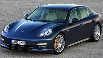 Фотография автомобиля Porsche Panamera в формате webp